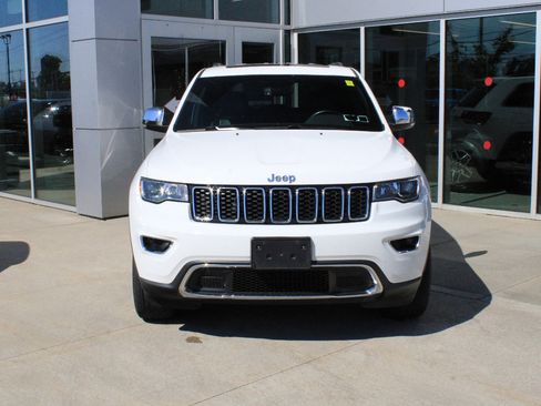 Used 2021 Jeep Grand Cherokee Limited AWD/4WD image 2