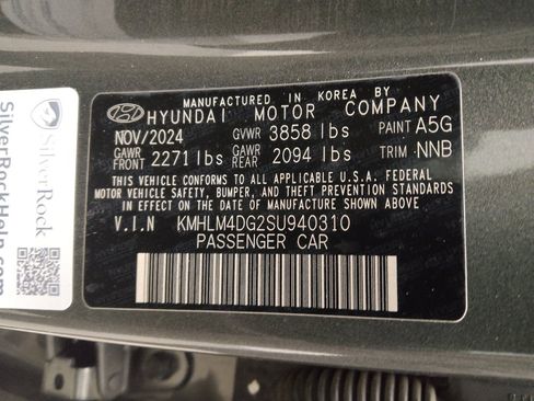 Used 2025 Hyundai Elantra Sport FWD image 33