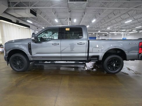 Used 2025 Ford F250 XLT w/ Black Appearance Package AWD/4WD image 23