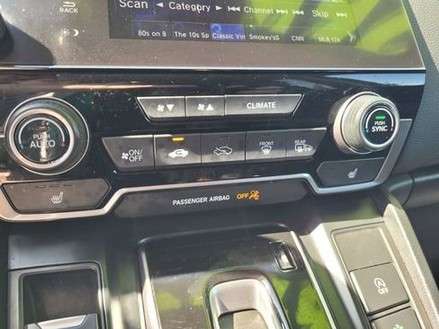 Used 2020 Honda CR-V Touring image 25