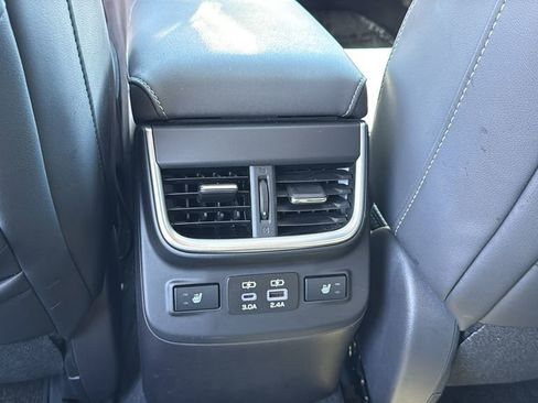 Used 2023 Subaru Outback Limited AWD/4WD image 15