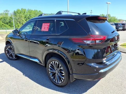 Certified 2025 Nissan Rogue Platinum AWD/4WD image 18