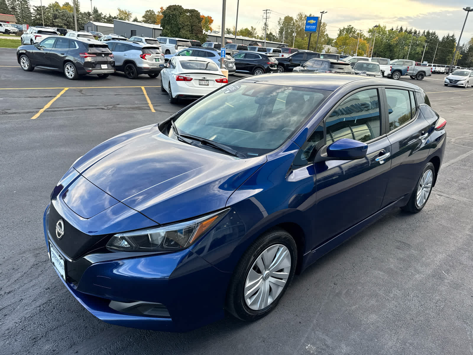 Used 2025 Nissan Leaf S FWD image 11