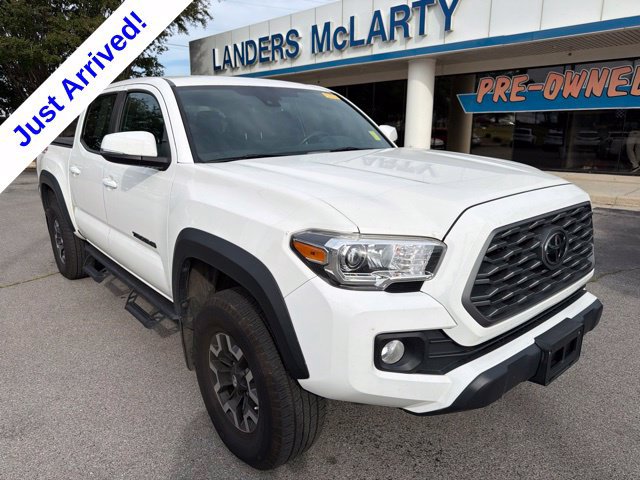 Used 2021 Toyota Tacoma TRD Off-Road AWD/4WD image 1