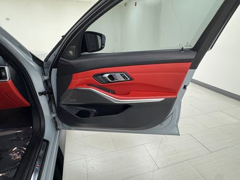 Used 2023 BMW M3 Competition w/ Executive Package image 13