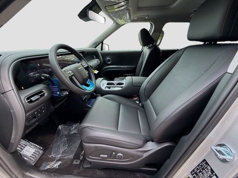 New 2026 Hyundai Palisade Limited FWD image 14
