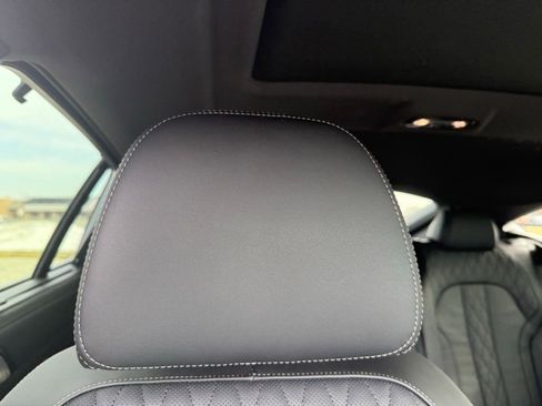 Used 2025 BMW X6 M60i image 33