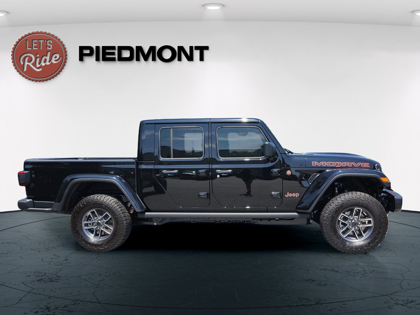 New 2026 Jeep Gladiator Mojave AWD/4WD image 5