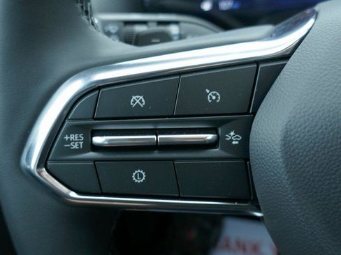 New 2026 Chevrolet Equinox LT w/ Midnight Edition image 15