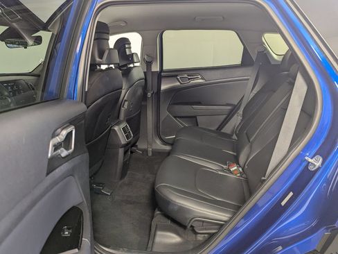 Used 2023 Kia Sportage EX FWD image 23