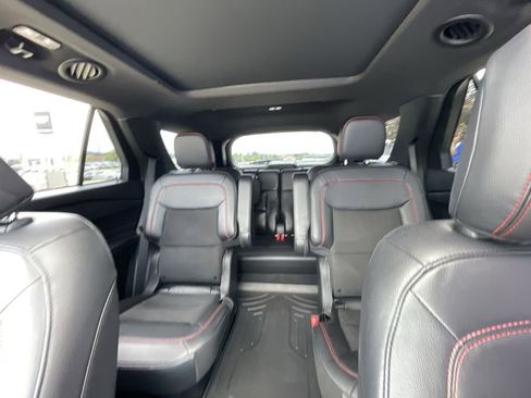 Used 2023 Ford Explorer ST-Line w/ Class IV Trailer Tow Package RWD image 21