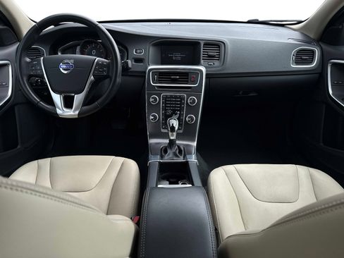 Used 2016 Volvo S60 T5 Premier w/ Convenience Package image 14