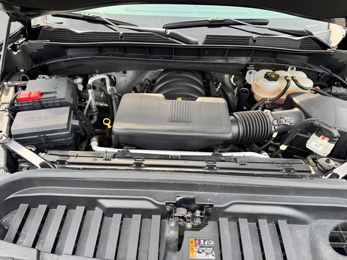 Used 2022 GMC Sierra 1500 Denali w/ Denali Premium Package AWD/4WD image 9