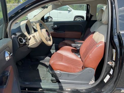 Used 2015 FIAT 500 Lounge w/ Luxury Leather Package FWD image 14