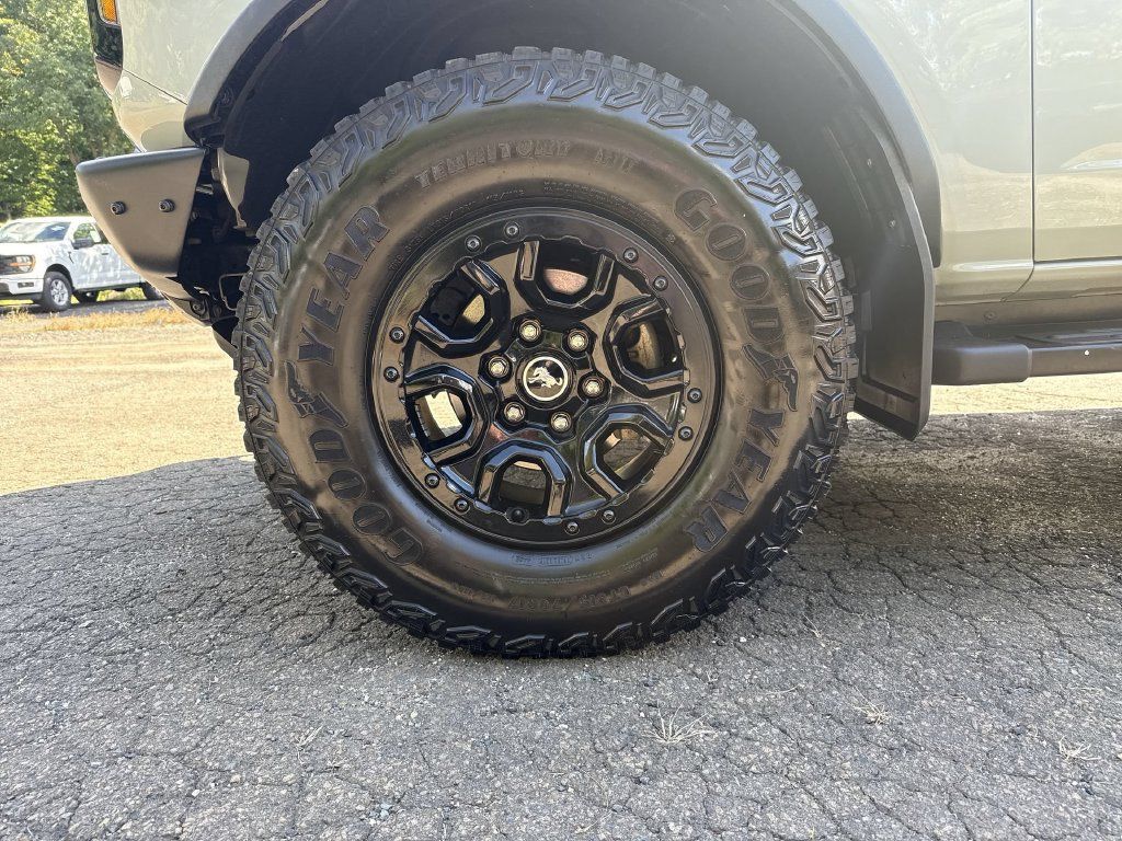 Used 2023 Ford Bronco Wildtrak AWD/4WD image 10