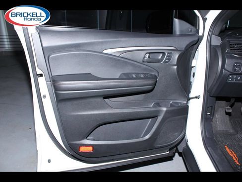 Used 2023 Honda Passport TrailSport image 20