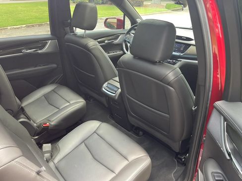 Used 2020 Cadillac XT6 Sport AWD/4WD image 13