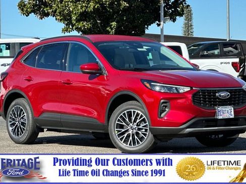 New 2025 Ford Escape SE image 1