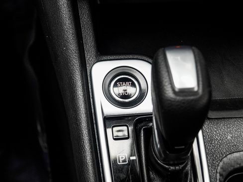 Used 2024 Nissan Sentra SV image 19