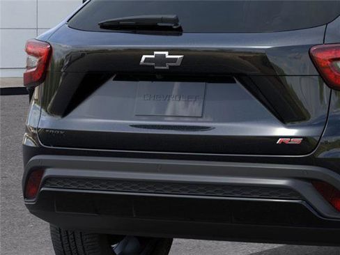 New 2026 Chevrolet Trax RS image 14