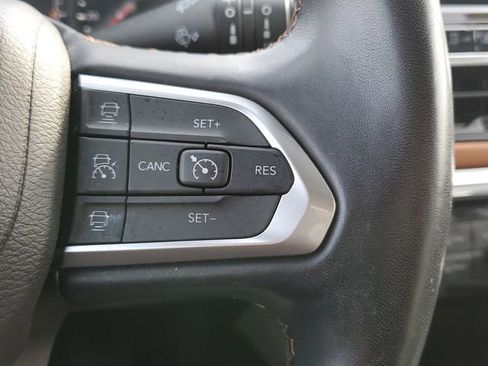 Certified 2022 Jeep Compass Limited image 16