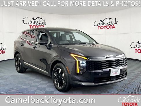 Used 2026 Kia Sportage LX FWD image 1