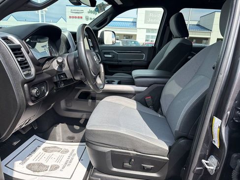 Used 2021 RAM 2500 Big Horn w/ Level B Equipment Group image 9