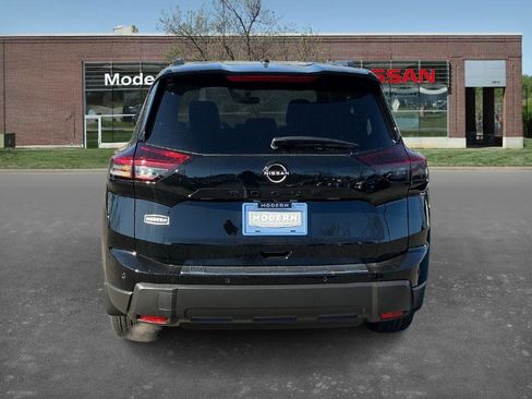 New 2026 Nissan Rogue SV image 3