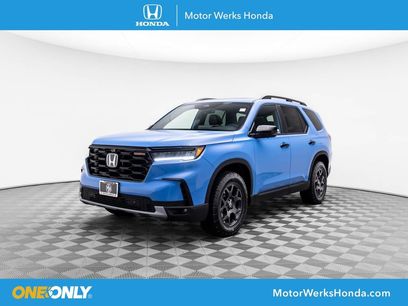New 2025 Honda Pilot TrailSport