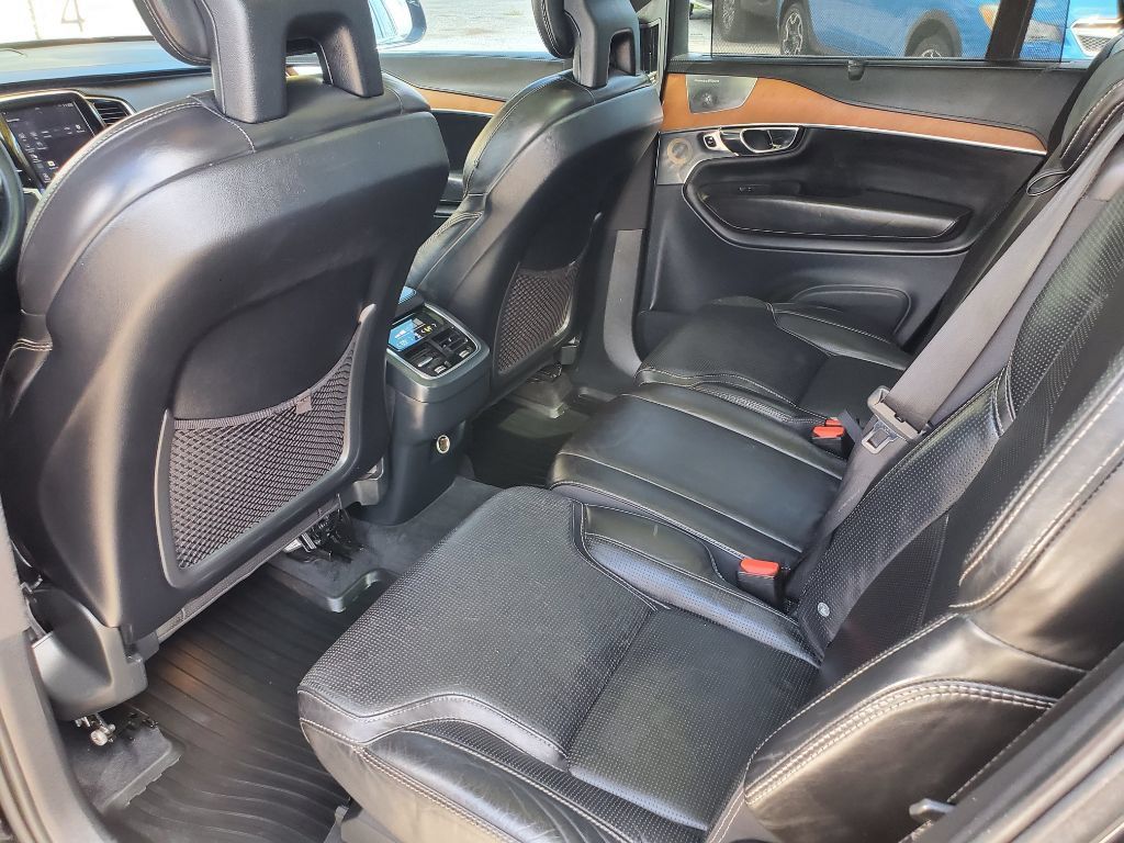 Used 2016 Volvo XC90 T6 Inscription w/ Vision Package AWD/4WD image 31