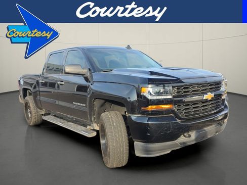 Used 2018 Chevrolet Silverado 1500 Custom w/ Custom Value Package AWD/4WD image 1