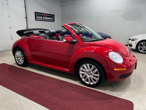 Used 2009 Volkswagen Beetle S image 10
