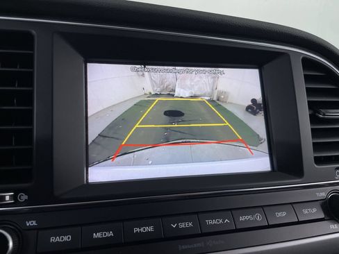 Used 2018 Hyundai Elantra SEL FWD image 15