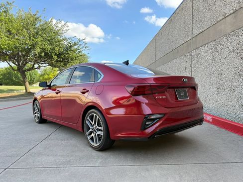 Used 2020 Kia Forte EX FWD image 4