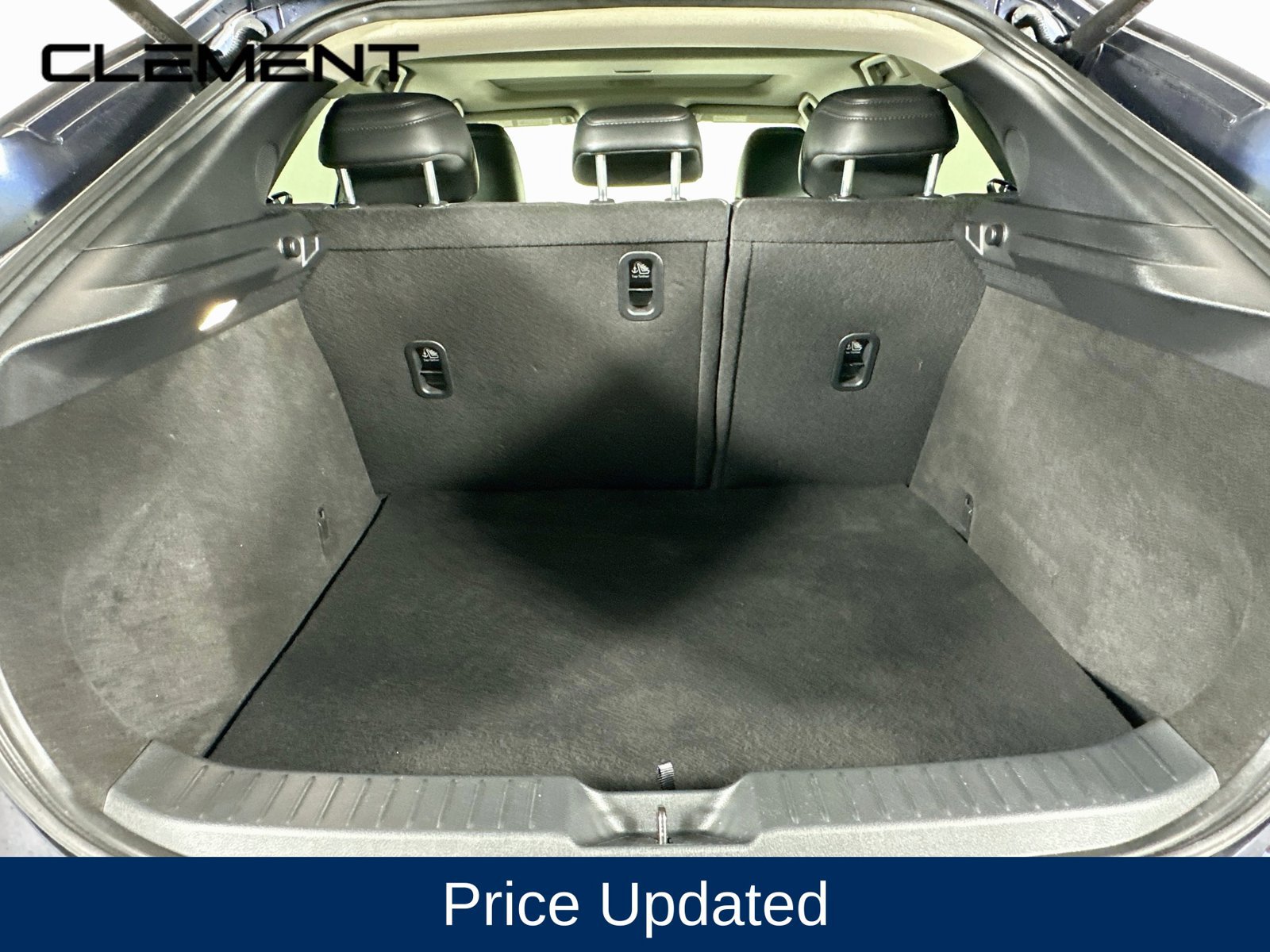 Used 2023 MAZDA CX-30 2.5 Turbo w/ Premium Package AWD/4WD image 9