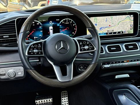 Used 2023 Mercedes-Benz GLS 580 4MATIC image 40