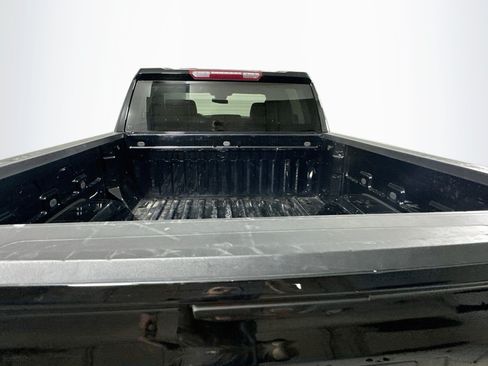 Used 2024 Chevrolet Silverado 1500 LT AWD/4WD image 28