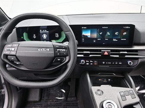 New 2026 Kia Sportage X-Line image 32