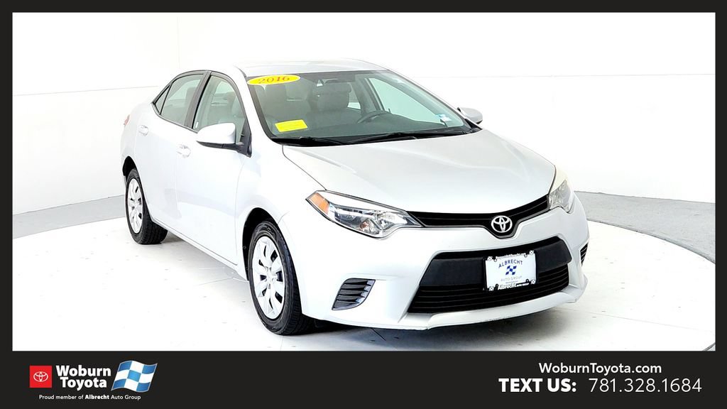 Used 2016 Toyota Corolla LE FWD image 1