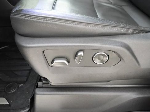 Used 2025 GMC Sierra 1500 Denali w/ Denali Reserve Package image 9