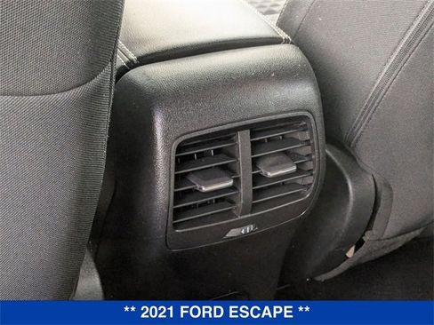 Used 2021 Ford Escape SE w/ Convenience Package image 28