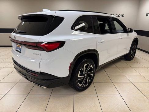 Used 2025 Buick Enclave Sport Touring image 6