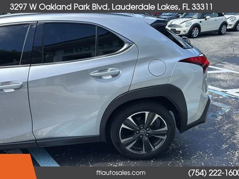 Used 2019 Lexus UX 200 w/ Premium Package FWD image 16