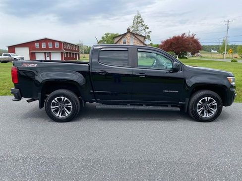 Used 2021 Chevrolet Colorado Z71 AWD/4WD image 7