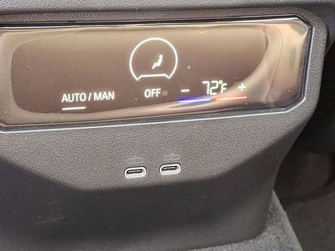 Certified 2025 BMW X3 xDrive30i w/ Premium Package image 7