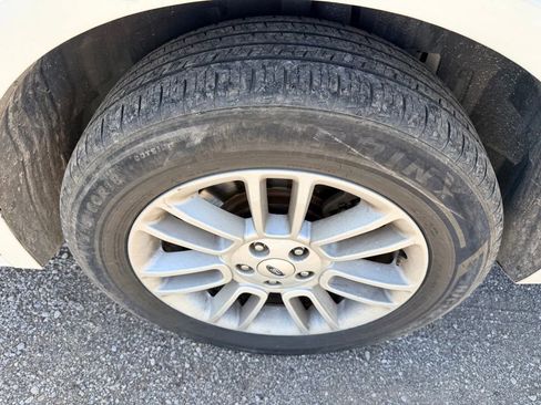 Used 2019 Ford Flex SEL w/ Equipment Group 202A FWD image 16