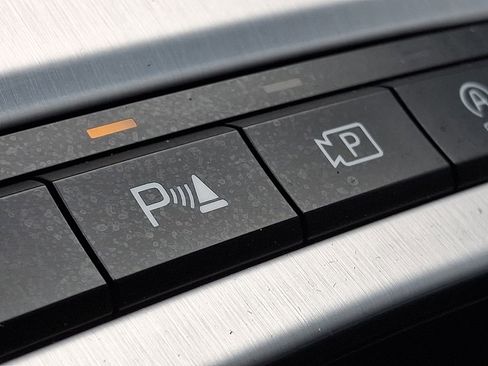 Used 2023 Kia Stinger GT2 image 27