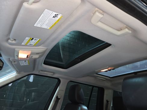 Used 2015 Land Rover LR4 HSE LUX image 88