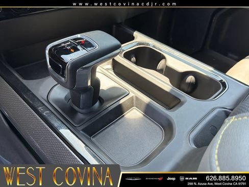 Used 2023 Chevrolet Silverado 1500 ZR2 w/ Technology Package AWD/4WD image 30