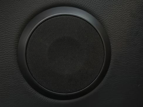 Used 2008 BMW 650i Convertible image 37